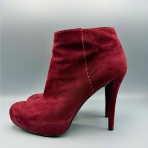Stuart Weitzman Suede Ankle Boots Size 8 Burgundy Platform Heel Booties